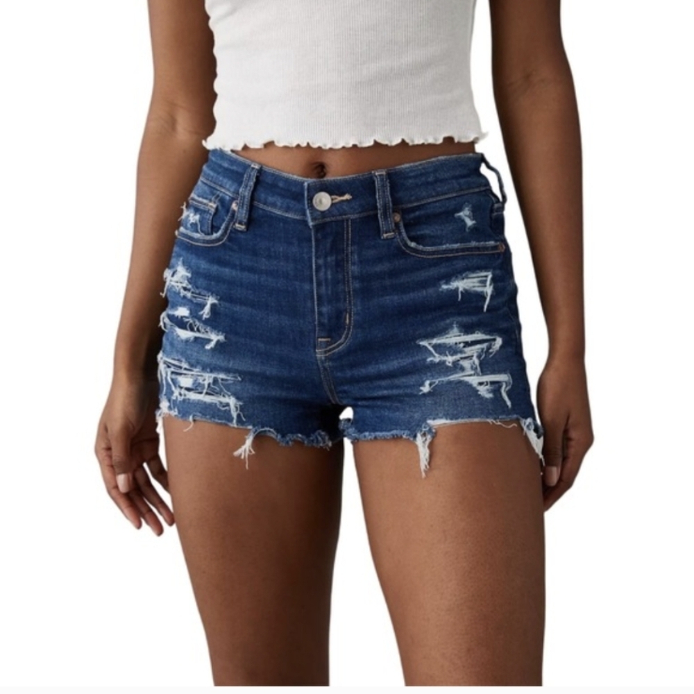 AMERICAN EAGLE OUTFITTERS  Hi Rise Shortie Distressed Denim Shorts Size 2
